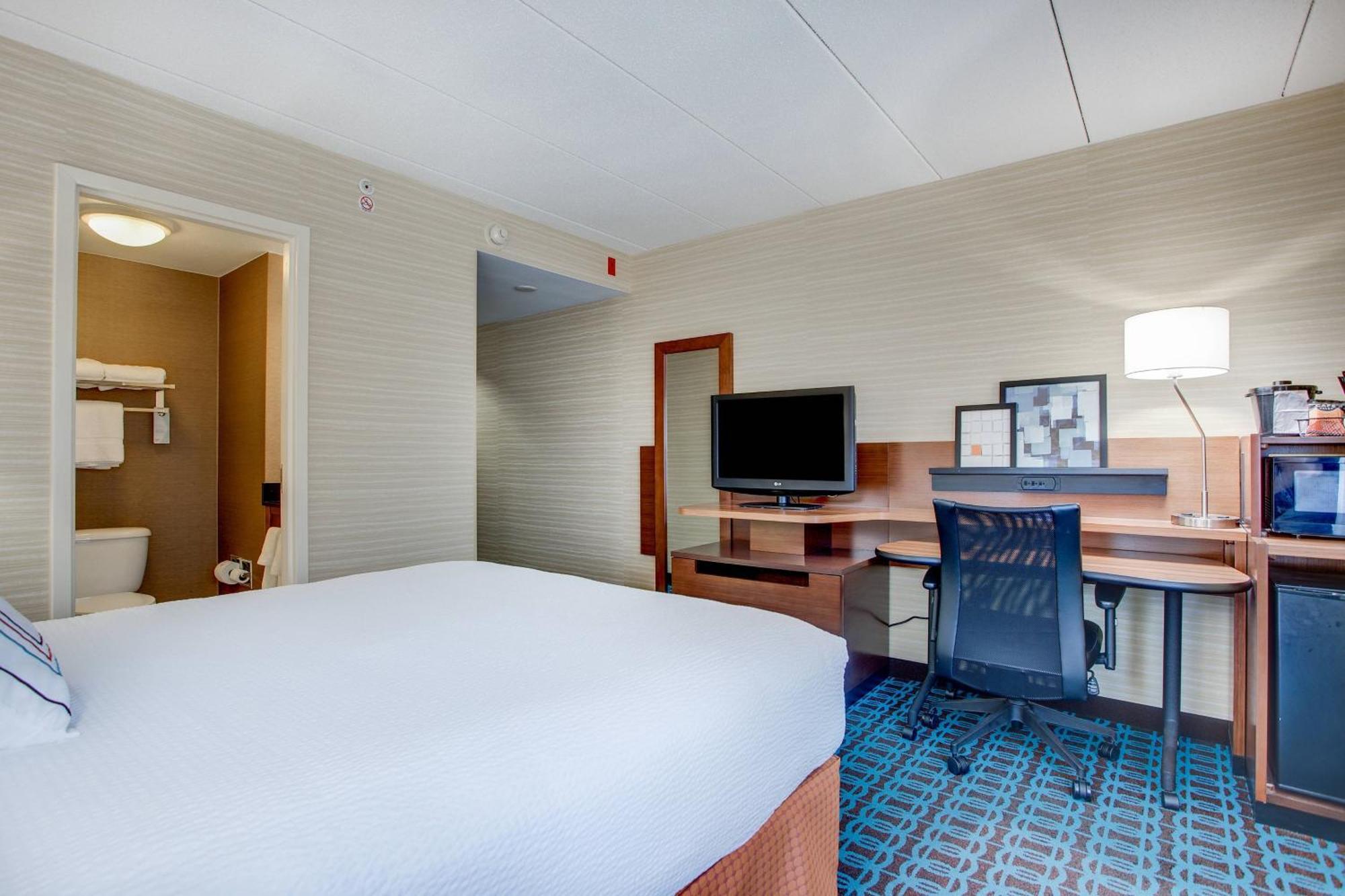 Fairfield Inn Portsmouth Seacoast Екстер'єр фото