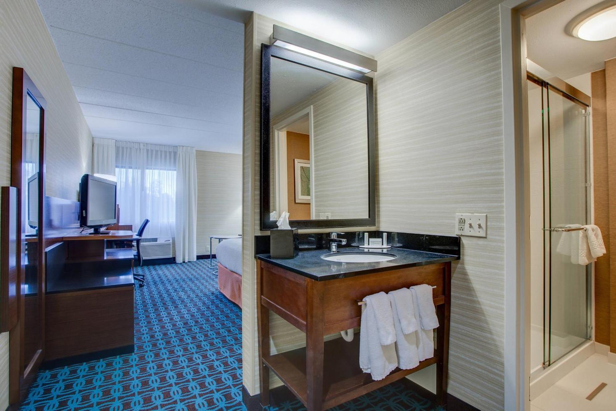 Fairfield Inn Portsmouth Seacoast Екстер'єр фото