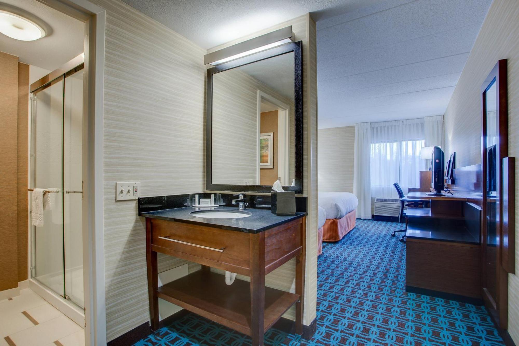 Fairfield Inn Portsmouth Seacoast Екстер'єр фото