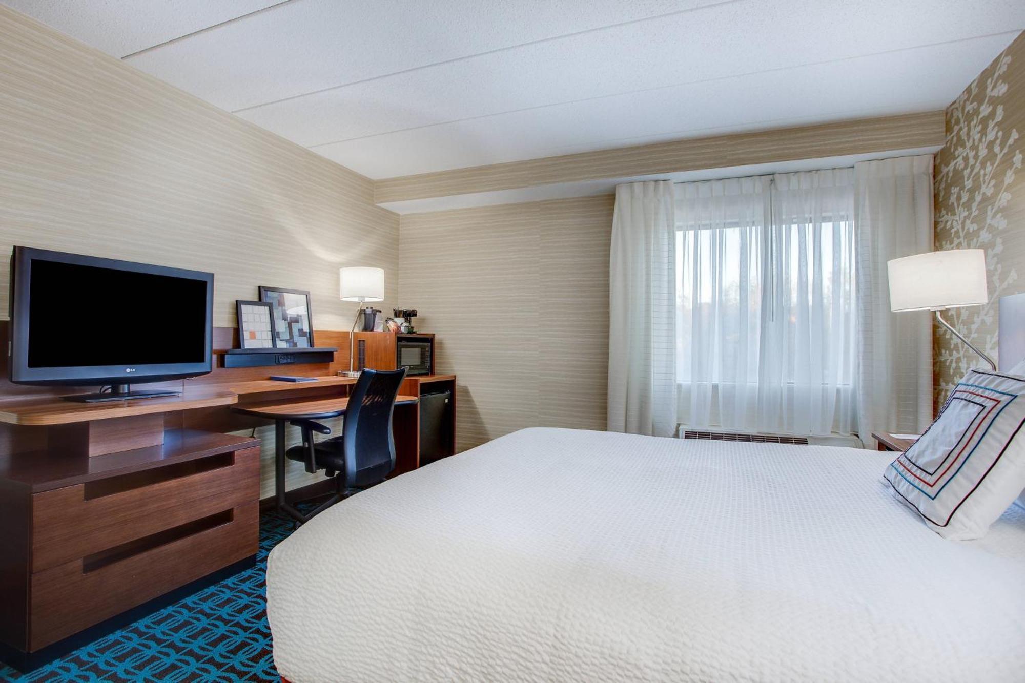 Fairfield Inn Portsmouth Seacoast Екстер'єр фото