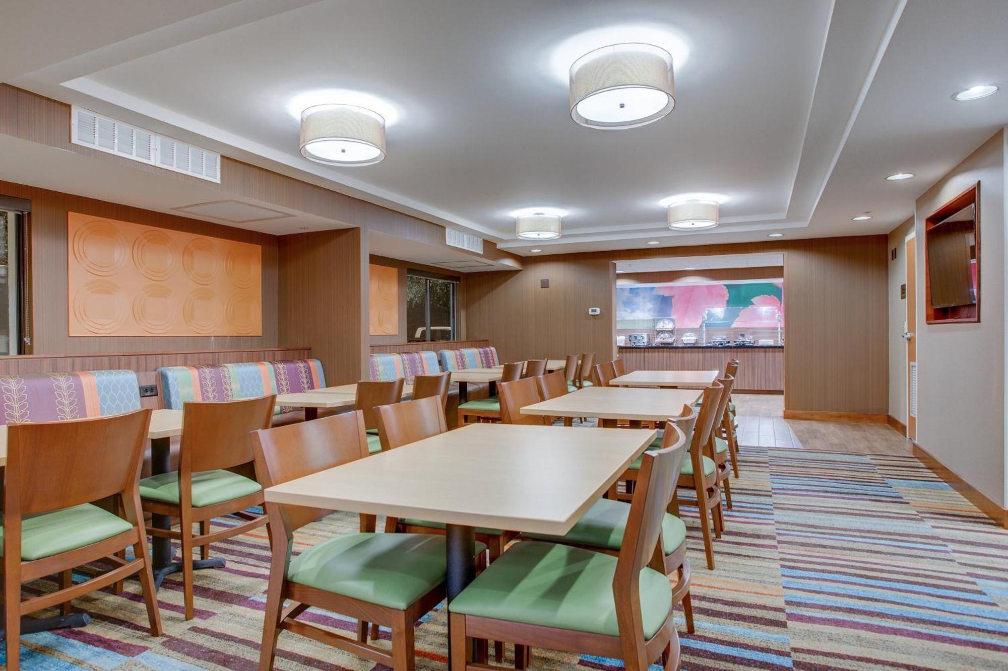 Fairfield Inn Portsmouth Seacoast Екстер'єр фото